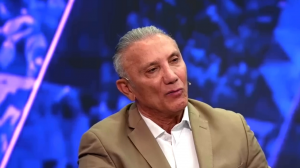 درخشان: فدراسیون باید یک بازبینی کلی داشته باشد