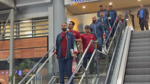 ورود تیم ملی کشتی به ایران با استقبال مردم