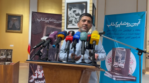 دبیر هشدار داد: بعد از جهانی خدمتتان می‌رسم!