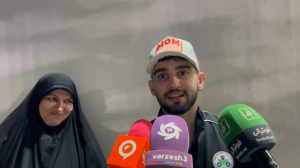 حسینی: هر چه دارم از مادرم است و امیدوارم حال نساجی خوب شود 