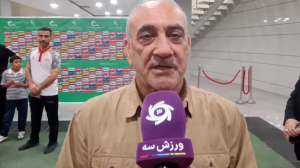 گرشاسبی: چمن ورزشگاه فولاد نیاز به بازسازی دارد