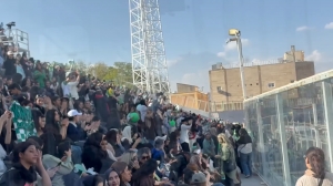 جو سکوی بانوان خیبر قبل از بازی با پرسپولیس