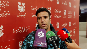 کنایه طرهانی؛  به تیم داوری تبریک میگویم!