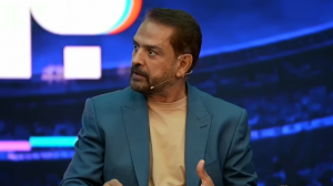 واکنش جالب فیروز کریمی به فحاشی علیه بازیکنان