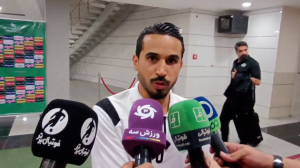 مطلق زاده : مدیریت باشگاه استقلال وعده دروغ می دهد