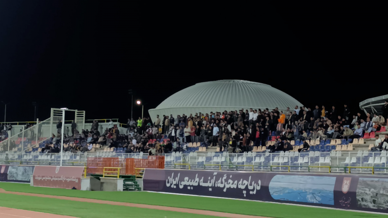 شعار هواداران مس شهربابک علیه مدیران باشگاه