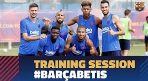 تمرین امروز تیم بارسلونا برای دیدار با بتیس